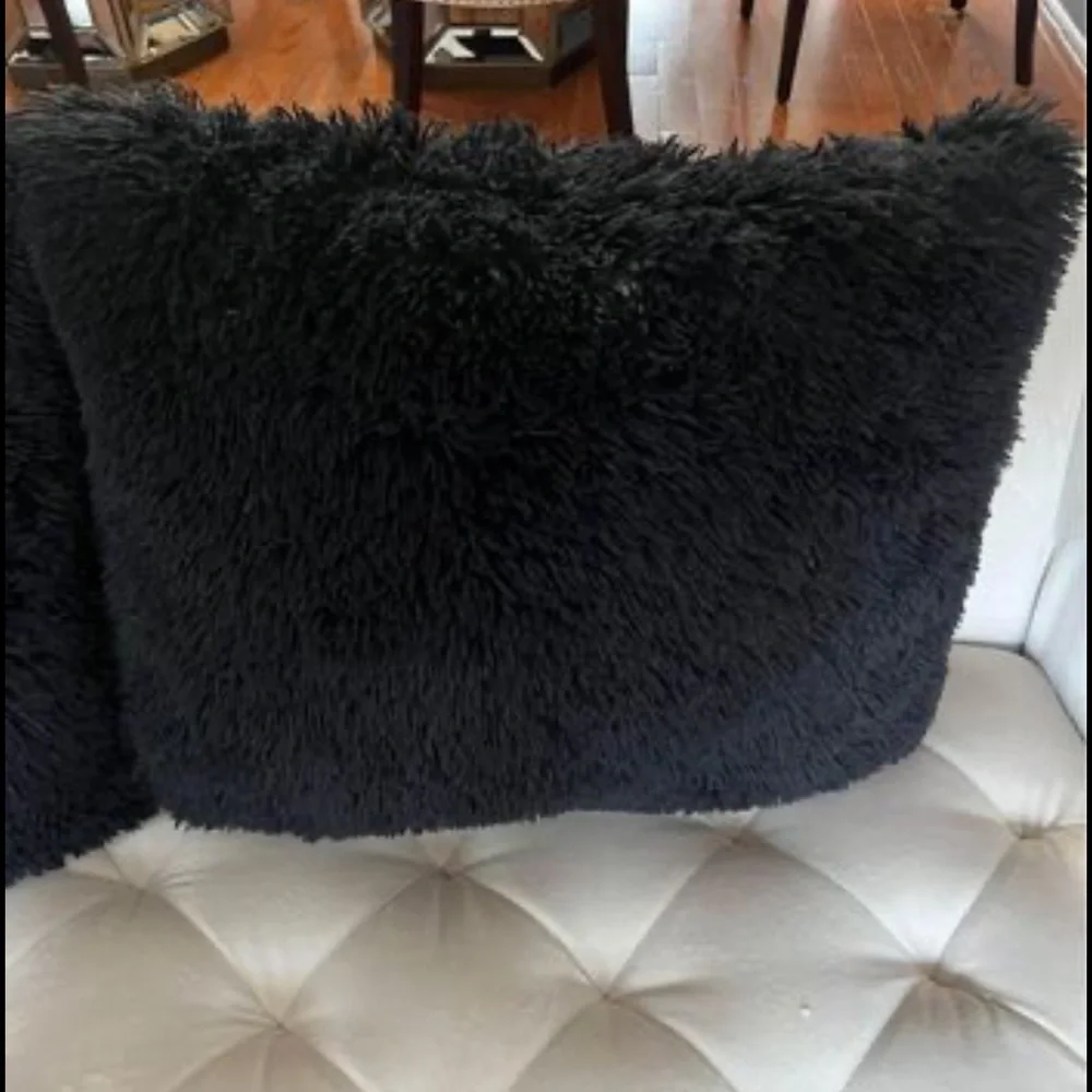 Accent pillows